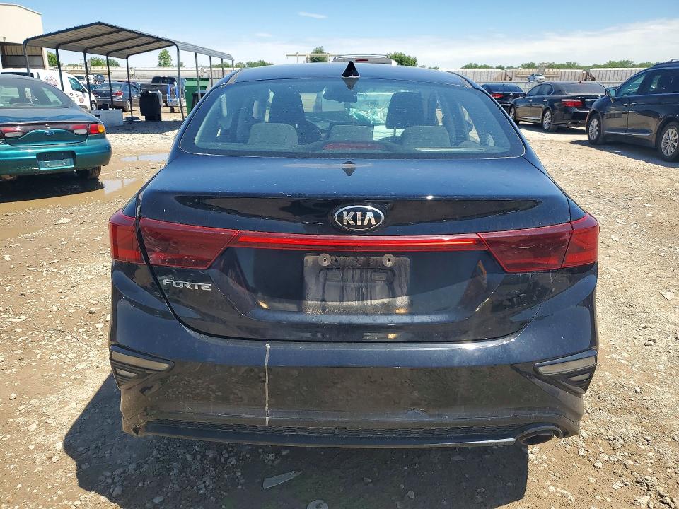 52186946 :رقم المزاد ، 3KPF24AD0ME394920 vin ، 2021 Kia Forte مزاد بيع