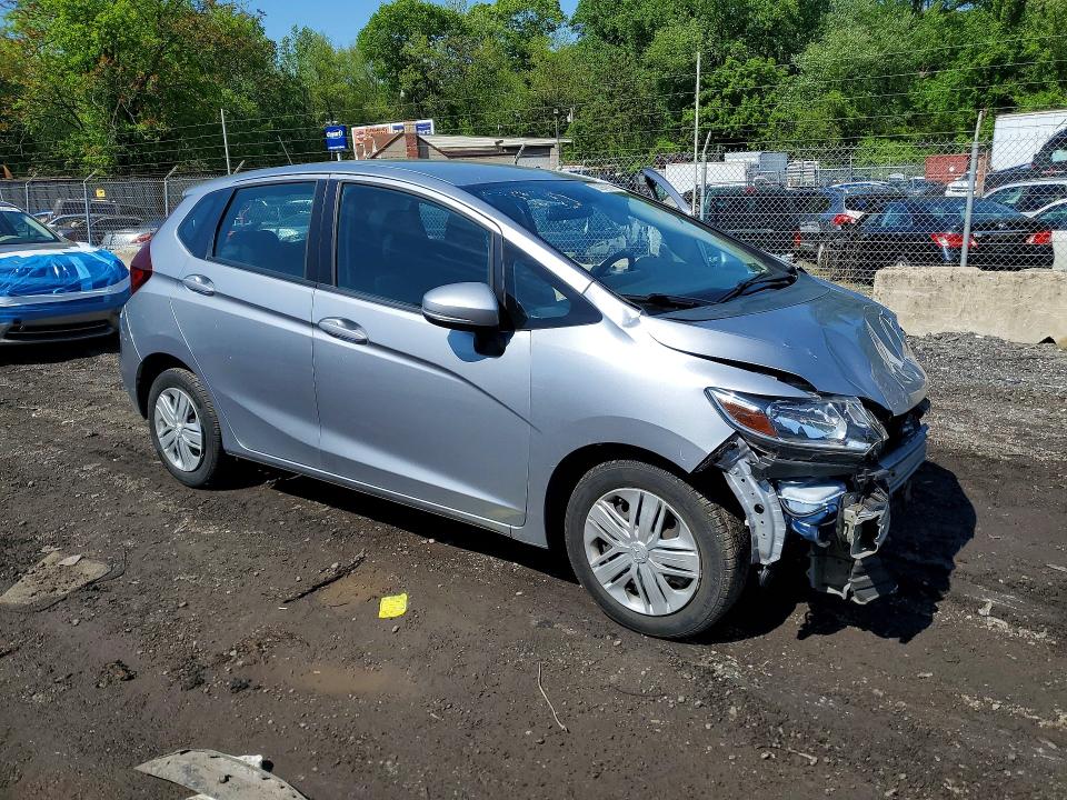 50942866 :رقم المزاد ، 3HGGK5H44KM747910 vin ، 2019 Honda Fit مزاد بيع