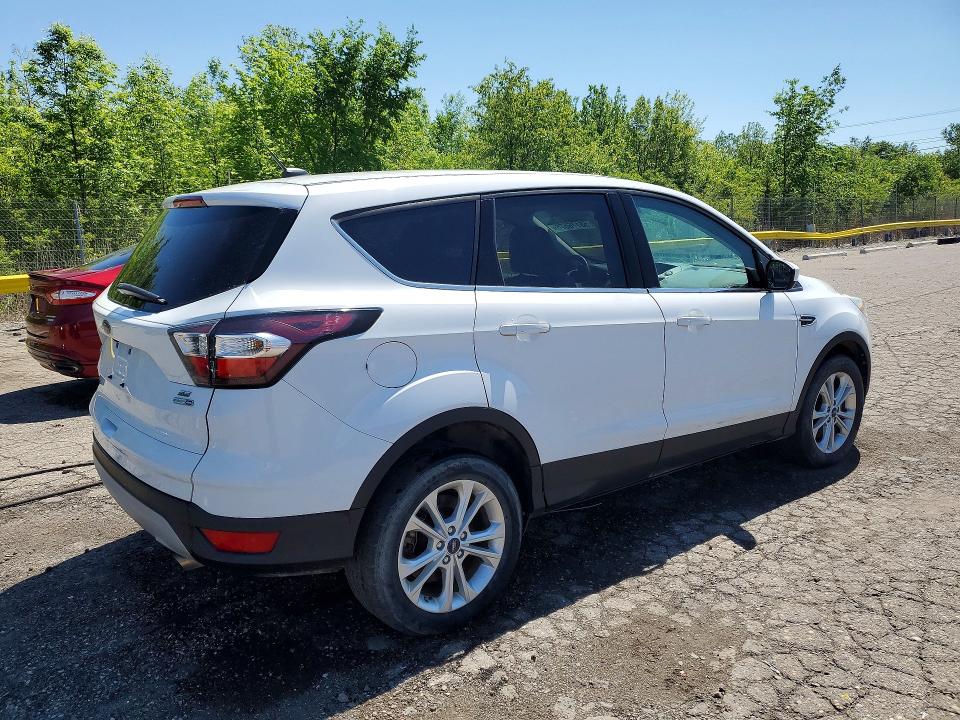 55176576 :رقم المزاد ، 1FMCU9GD7HUB27259 vin ، 2017 Ford Escape مزاد بيع