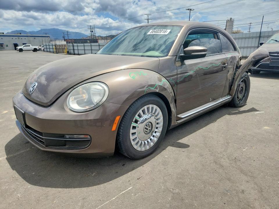 2015 Volkswagen Beetle მანქანა იყიდება აუქციონზე, vin: 3VWJ17ATXFM603124, აუქციონის ნომერი: 55402016
