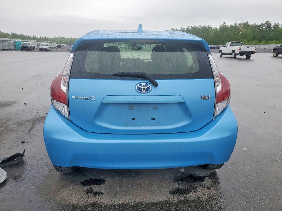Продажа на аукционе авто 2015 Toyota Prius C, vin: JTDKDTB34F1106668, номер лота: 55311596