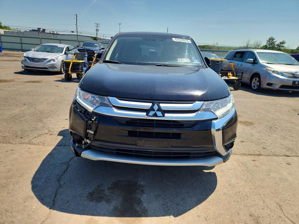 53444916 :رقم المزاد ، JA4AD2A35HZ068227 vin ، 2017 Mitsubishi Outlander مزاد بيع