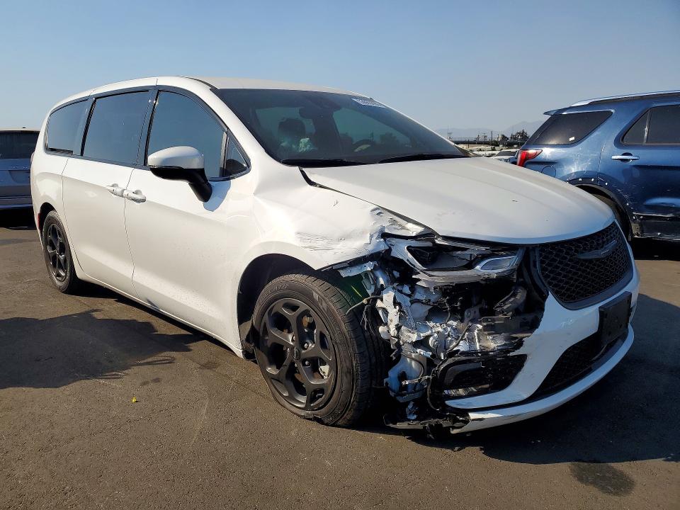 53665096 :رقم المزاد ، 2C4RC1L70PR618688 vin ، 2023 Chrysler Pacifica مزاد بيع
