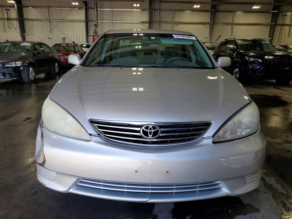 53786396 :رقم المزاد ، 4T1BE32K15U084898 vin ، 2005 Toyota Camry مزاد بيع
