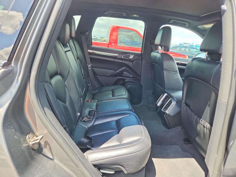54527656 :رقم المزاد ، WP1AA2A23GKA15246 vin ، 2016 Porsche Cayenne مزاد بيع