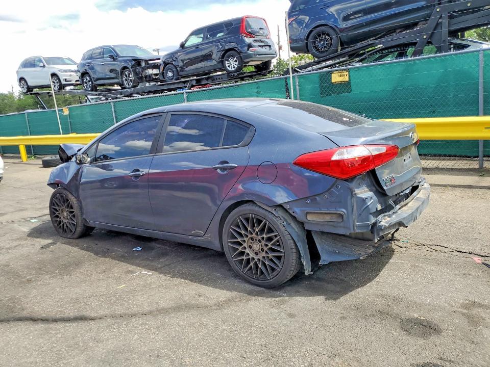 55134546 :رقم المزاد ، KNAFK4A69G5620029 vin ، 2016 Kia Forte مزاد بيع