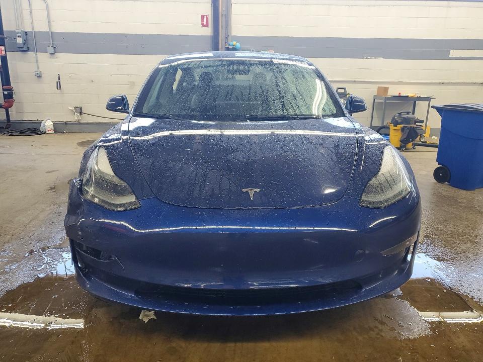 Продажа на аукционе авто 2023 Tesla Model 3, vin: 5YJ3E1EA7PF438631, номер лота: 54911786
