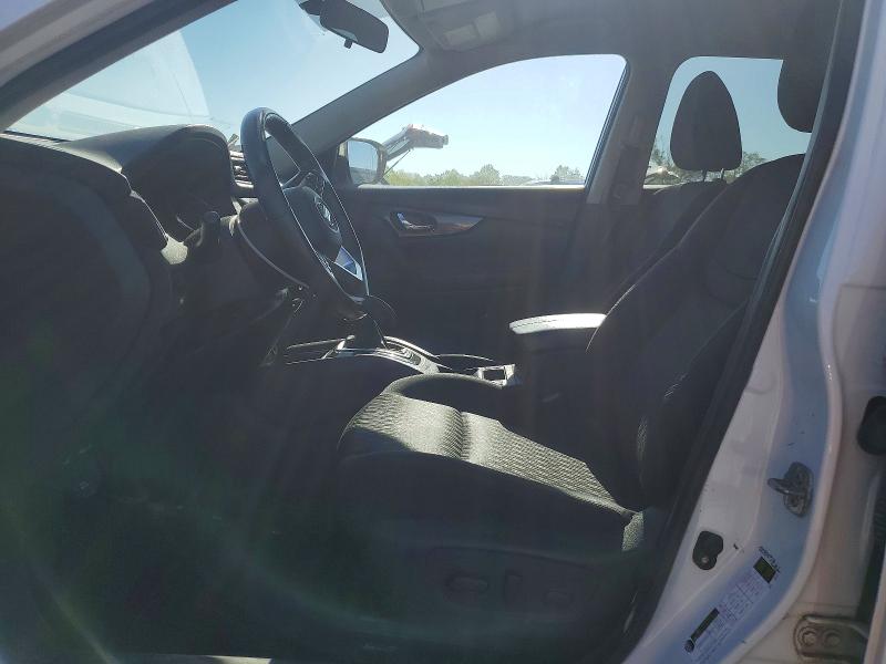Продажа на аукционе авто 2017 Nissan Rogue, vin: KNMAT2MV4HP608880, номер лота: 53106486