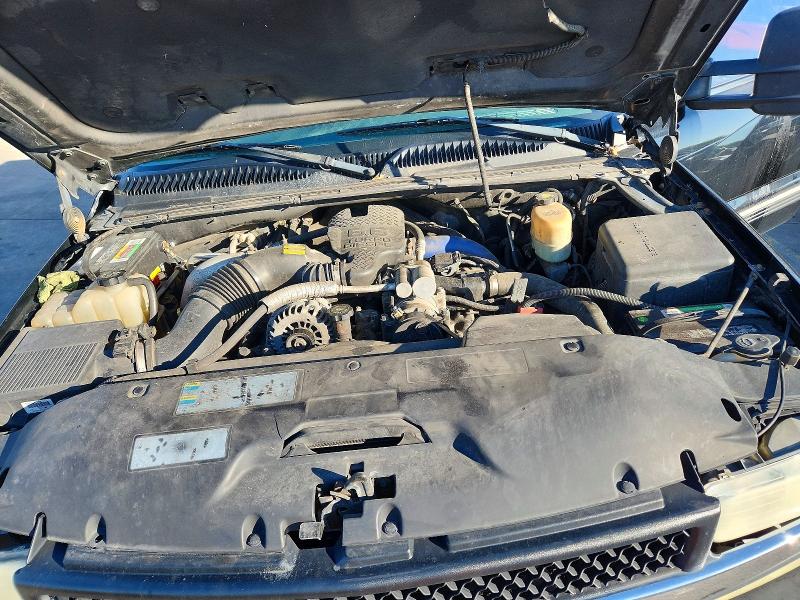Продажа на аукционе авто 2002 Chevrolet Silverado, vin: 1GCHK231X2F210876, номер лота: 52996076