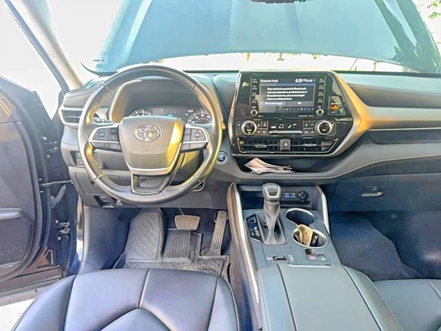 Aukcja sprzedaży 2022 Toyota Highlander, vin: 5TDGZRAHXNS555782, numer aukcji: 52268966
