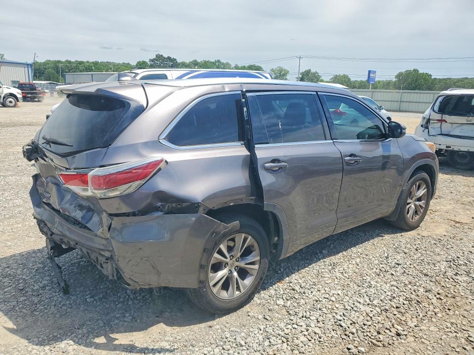 52221936 :رقم المزاد ، 5TDKKRFH2FS044107 vin ، 2015 Toyota Highlander مزاد بيع