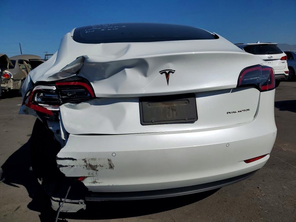 Продажа на аукционе авто 2021 Tesla Model 3, vin: 5YJ3E1EB9MF015487, номер лота: 52874646