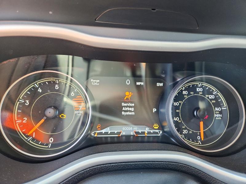 55039086 :رقم المزاد ، 1C4PJMBB2JD579617 vin ، 2018 Jeep Cherokee مزاد بيع