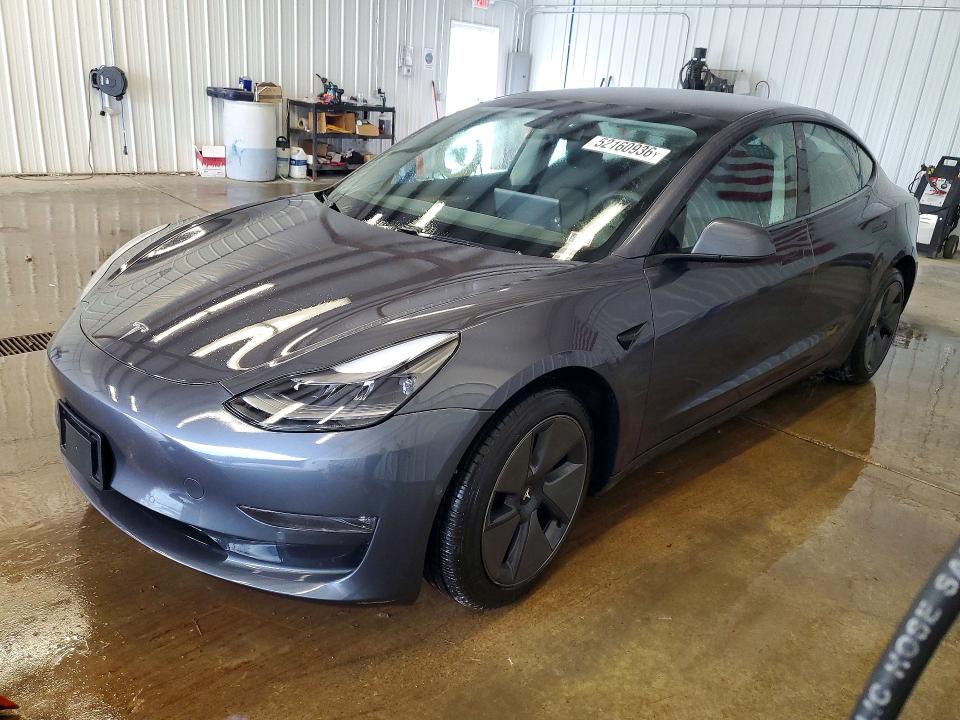Auction sale of the 2021 Tesla Model 3, vin: 5YJ3E1EB5MF979696, lot number: 52160936