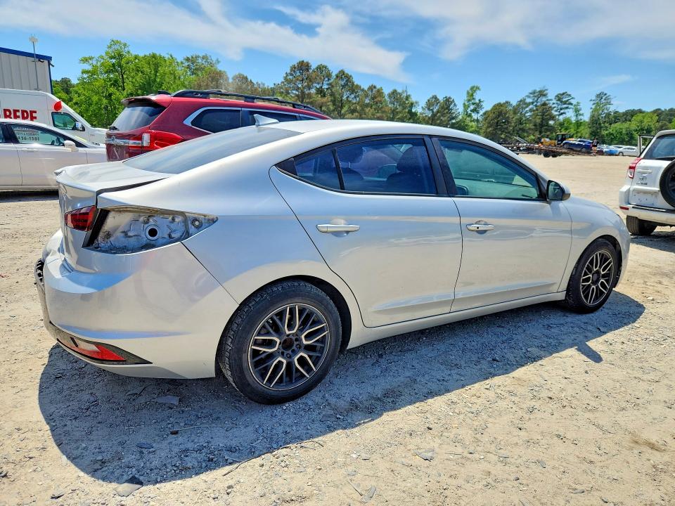 2019 Hyundai Elantra მანქანა იყიდება აუქციონზე, vin: 5NPD84LF9KH454884, აუქციონის ნომერი: 52116106