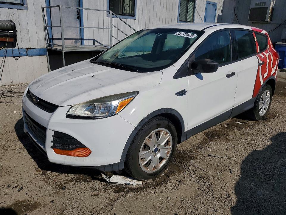 53773406 :رقم المزاد ، 1FMCU0F71FUA45452 vin ، 2015 Ford Escape مزاد بيع