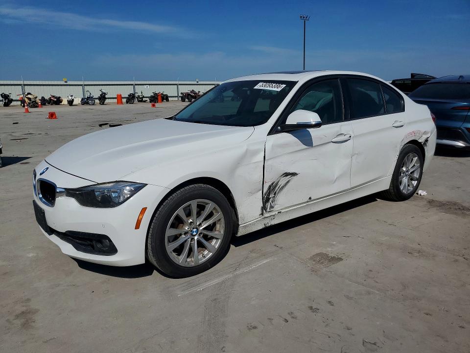 53095386 :رقم المزاد ، WBA8E1G30HNU16507 vin ، 2017 Bmw 320 مزاد بيع