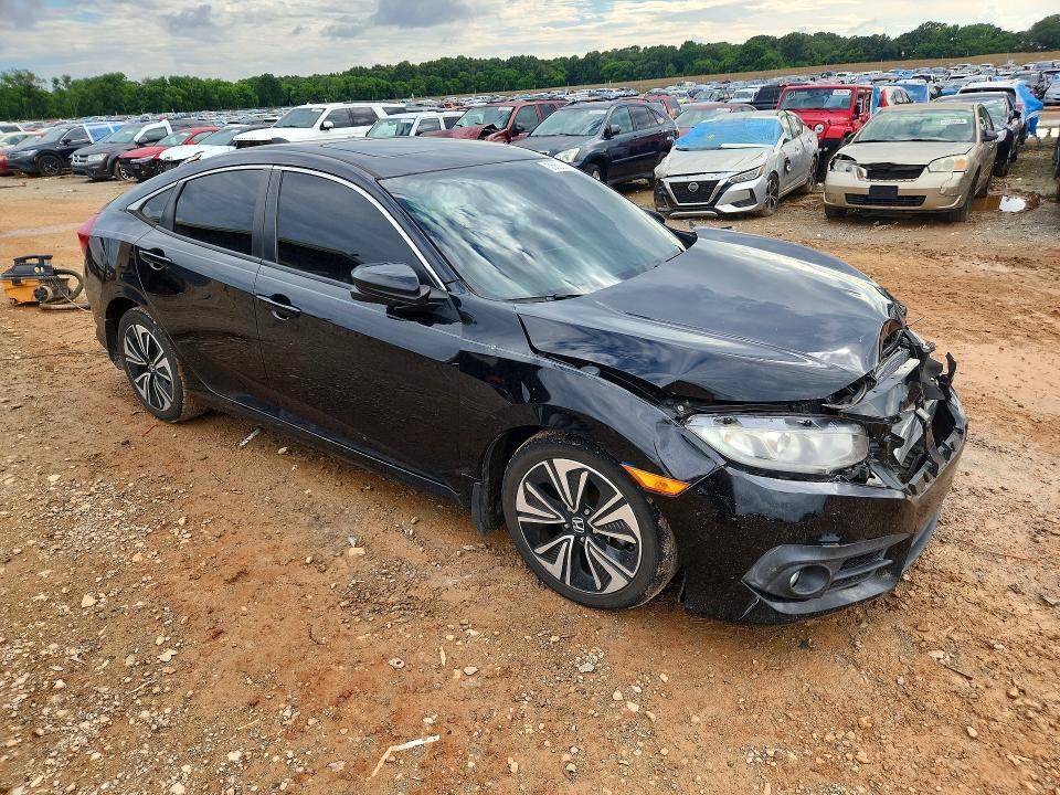 Продажа на аукционе авто 2017 Honda Civic, vin: 19XFC1F75HE005385, номер лота: 55620366