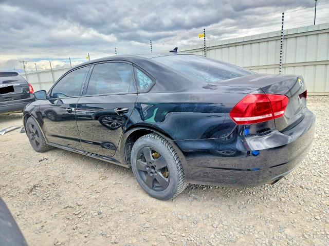 2014 Volkswagen Passat მანქანა იყიდება აუქციონზე, vin: 1VWAP7A30EC012668, აუქციონის ნომერი: 53932696