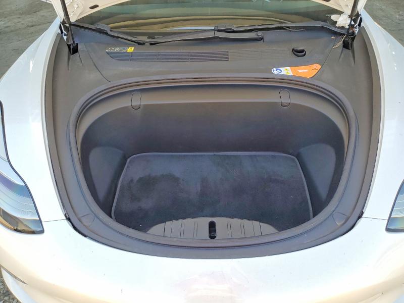54176506 :رقم المزاد ، 5YJ3E1EA0JF023044 vin ، 2018 Tesla Model 3 مزاد بيع