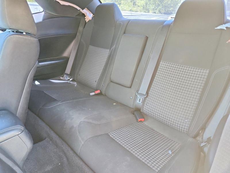 52363646 :رقم المزاد ، 2C3CDZAT8FH733680 vin ، 2015 Dodge Challenger مزاد بيع