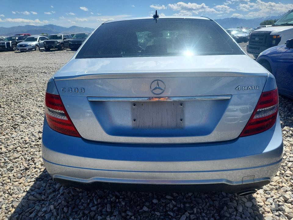 Продажа на аукционе авто 2013 Mercedes-benz C, vin: WDDGF8AB2DA818430, номер лота: 54788126