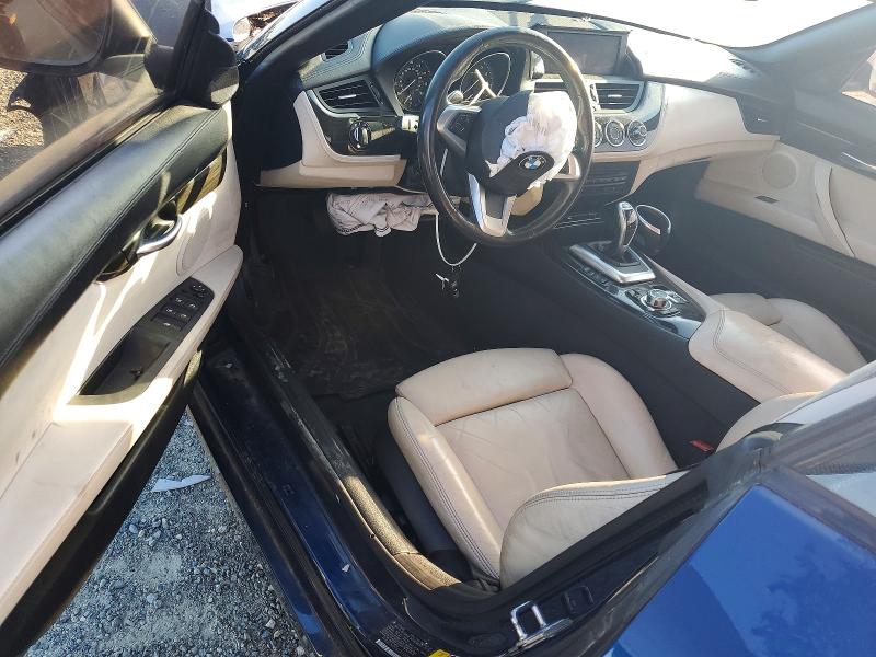 52433566 :رقم المزاد ، WBALM7C55AE381928 vin ، 2010 Bmw Z4 مزاد بيع