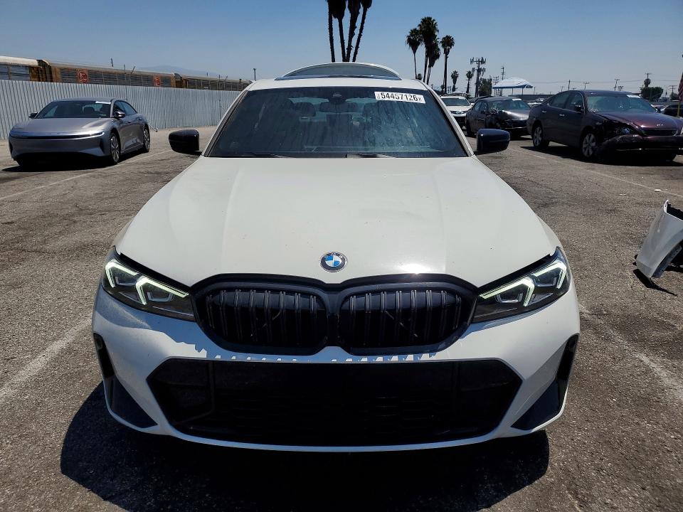 54457126 :رقم المزاد ، 3MW69CW06S8F48566 vin ، 2025 Bmw 330i مزاد بيع