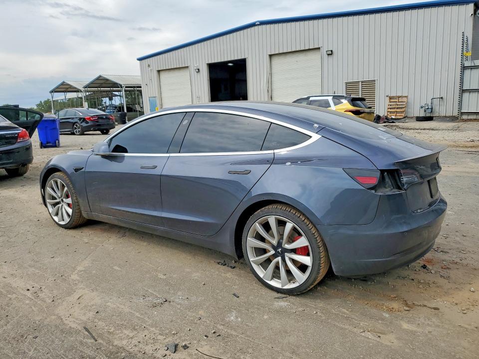 Продажа на аукционе авто 2019 Tesla Model 3, vin: 5YJ3E1EB6KF392890, номер лота: 52076256