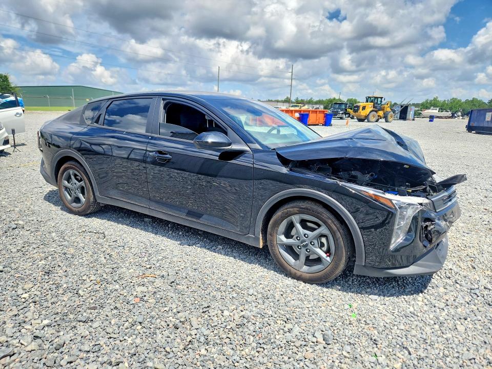 2025 Kia K4 მანქანა იყიდება აუქციონზე, vin: 3KPFT4DE1SE094723, აუქციონის ნომერი: 54171826
