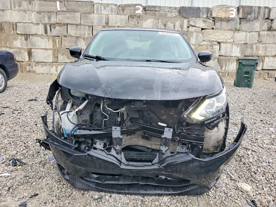 2018 Nissan Rogue Sport მანქანა იყიდება აუქციონზე, vin: JN1BJ1CR4JW255631, აუქციონის ნომერი: 52389526