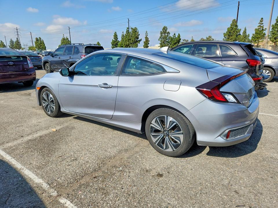 53746716 :رقم المزاد ، 2HGFC3B3XHH358130 vin ، 2017 Honda Civic مزاد بيع
