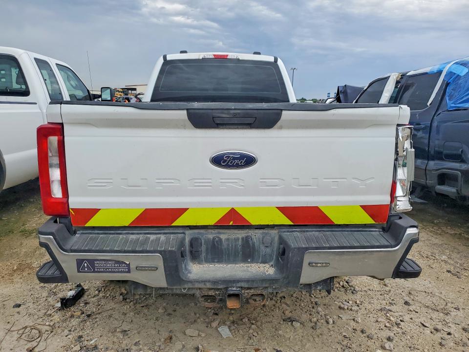 45469516 :رقم المزاد ، 1FT8W3BA9PED63757 vin ، 2023 Ford F350 مزاد بيع