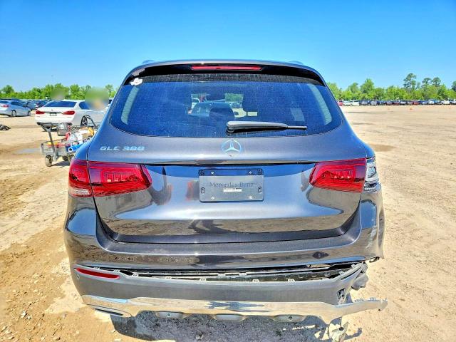 53043986 :رقم المزاد ، W1N0G8DB9MF891178 vin ، 2021 Mercedes-benz Glc مزاد بيع
