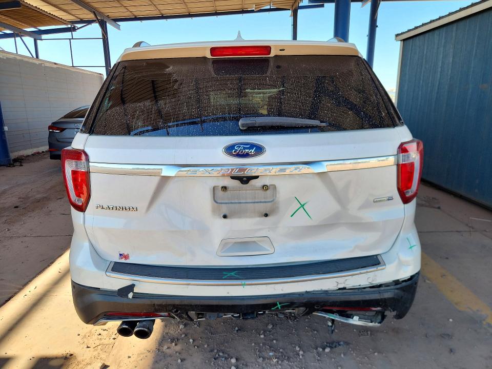 53014096 :رقم المزاد ، 1FM5K8HT0JGB56976 vin ، 2018 Ford Explorer مزاد بيع