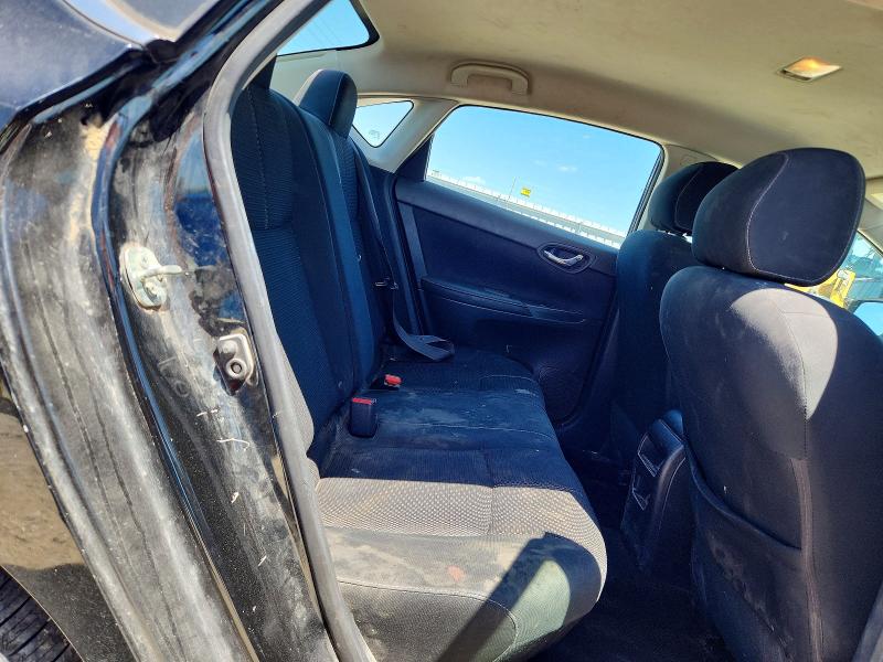 52609316 :رقم المزاد ، 3N1AB7AP7JY321403 vin ، 2018 Nissan Sentra مزاد بيع