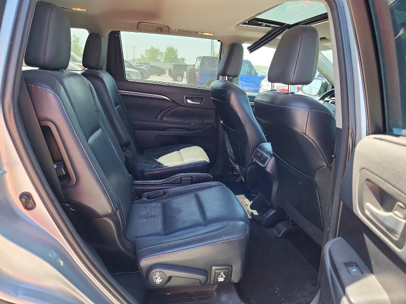 Продажа на аукционе авто 2015 Toyota Highlander, vin: 5TDDKRFH5FS222973, номер лота: 55204046