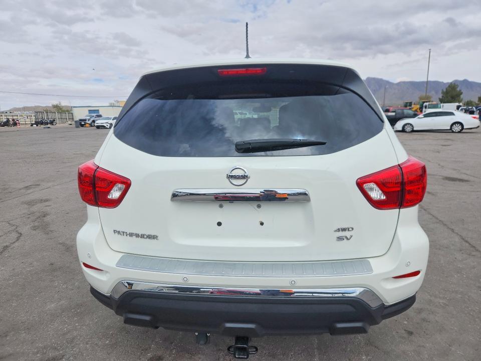 Продажа на аукционе авто 2018 Nissan Pathfinder, vin: 5N1DR2MM5JC626946, номер лота: 52614526