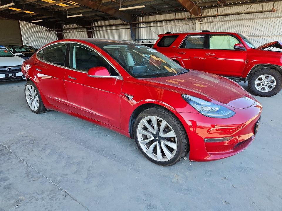 Продажа на аукционе авто 2018 Tesla Model 3, vin: 5YJ3E1EA6JF118210, номер лота: 54142636