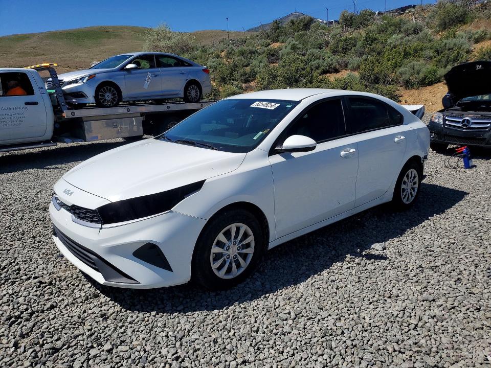 2023 Kia Forte მანქანა იყიდება აუქციონზე, vin: 3KPF24AD1PE635470, აუქციონის ნომერი: 52505256