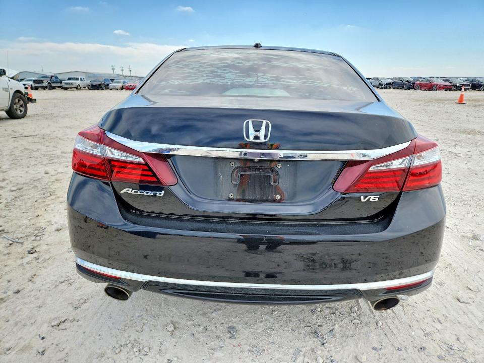 Aukcja sprzedaży 2017 Honda Accord, vin: 1HGCR3F84HA017764, numer aukcji: 55574216