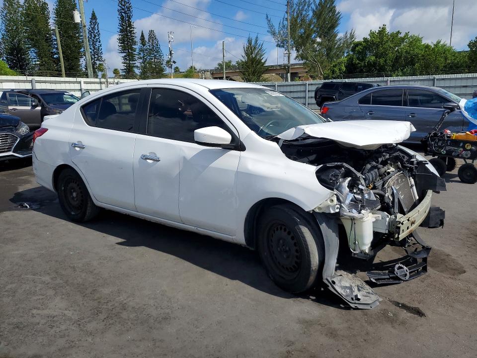 52963166 :رقم المزاد ، 3N1CN7AP9GL815347 vin ، 2016 Nissan Versa مزاد بيع