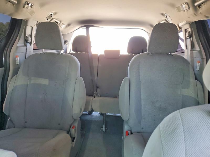 52862866 :رقم المزاد ، 5TDZZ3DC8LS073881 vin ، 2020 Toyota Sienna مزاد بيع