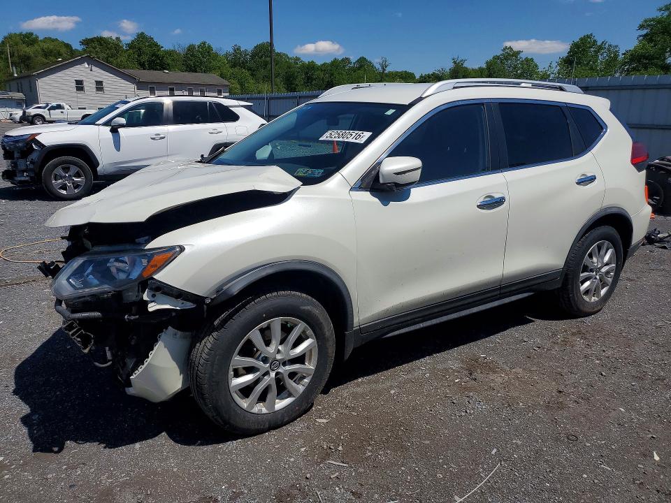 52580516 :رقم المزاد ، KNMAT2MV9HP612682 vin ، 2017 Nissan Rogue مزاد بيع