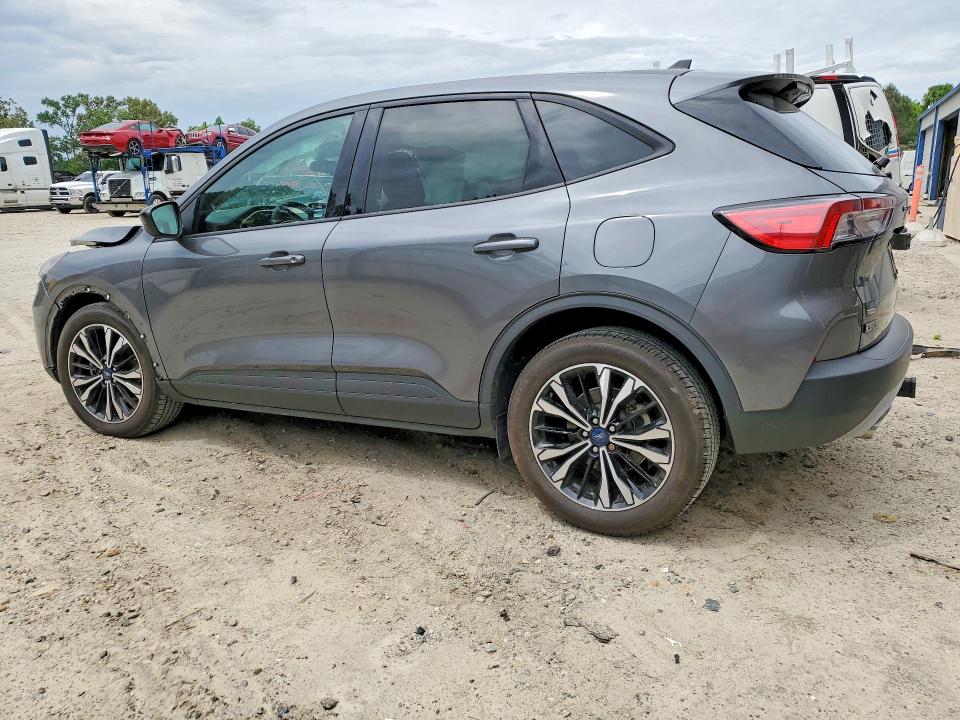 52547876 :رقم المزاد ، 1FMCU0G62MUB20565 vin ، 2021 Ford Escape مزاد بيع