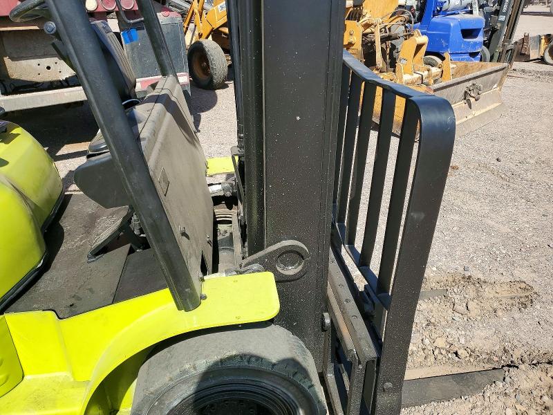55041176 :رقم المزاد ، 55041176 vin ، 2022 Clark Forklift Gts25 مزاد بيع