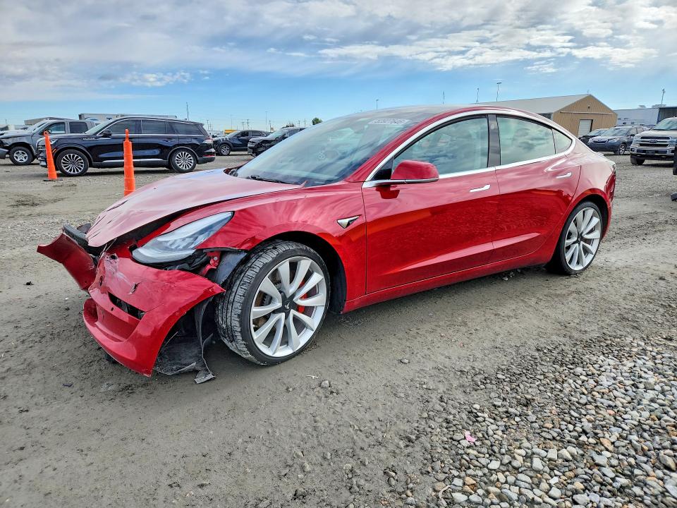 52927646 :رقم المزاد ، 5YJ3E1EB2KF392983 vin ، 2019 Tesla Model 3 مزاد بيع
