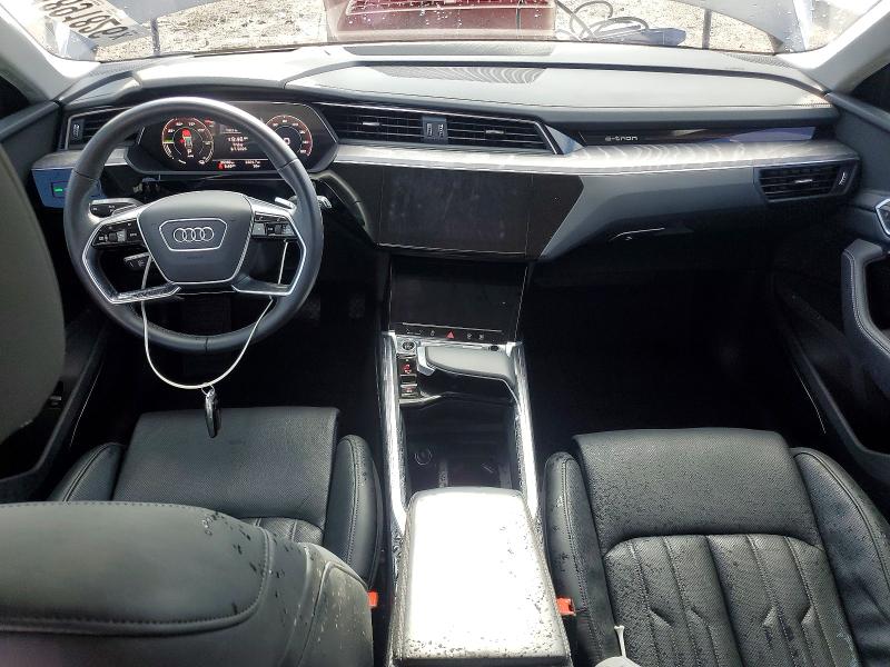 51891826 :رقم المزاد ، WA16AAGE8RB053054 vin ، 2024 Audi Q8 E-tron مزاد بيع
