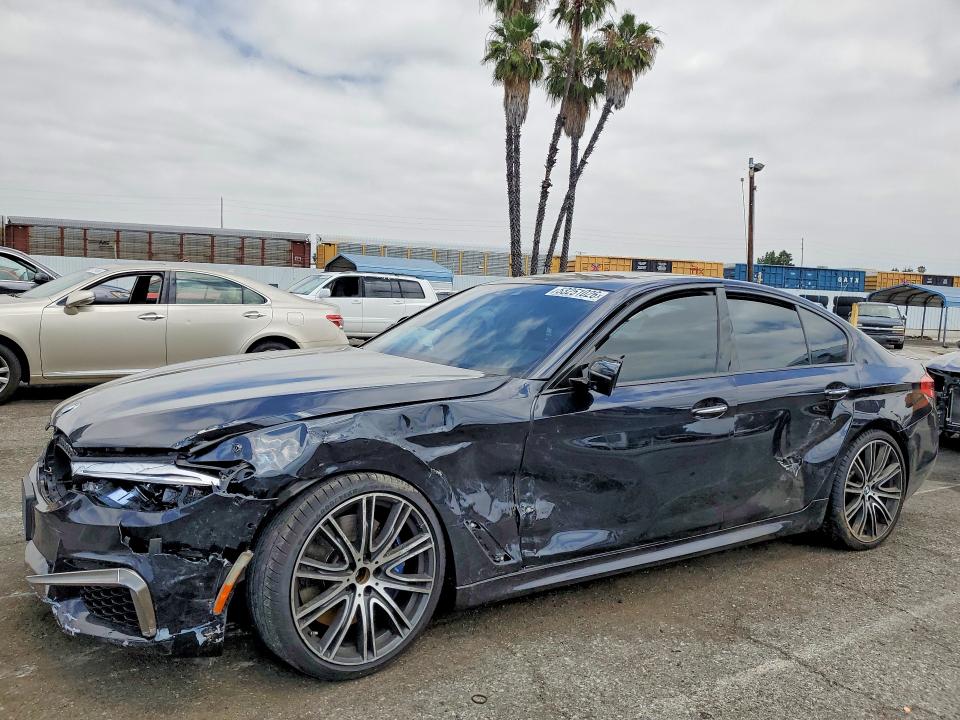 53251026 :رقم المزاد ، WBAJB9C53JG464593 vin ، 2018 Bmw M550xi مزاد بيع