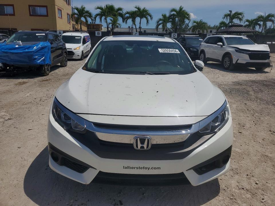 Aukcja sprzedaży 2017 Honda Civic, vin: 2HGFC2F8XHH037513, numer aukcji: 52650456
